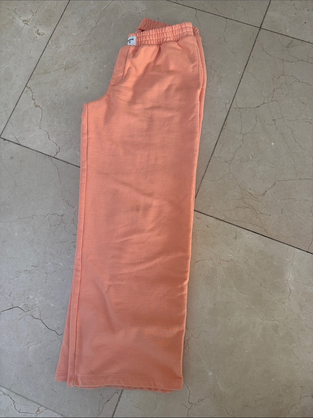 Relaxed Peach Wide-Leg Track Pants for Women - Picture 4 of 5